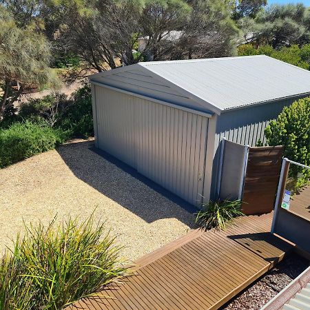 Coorong Waterfront Retreat Villa Meningie Bagian luar foto