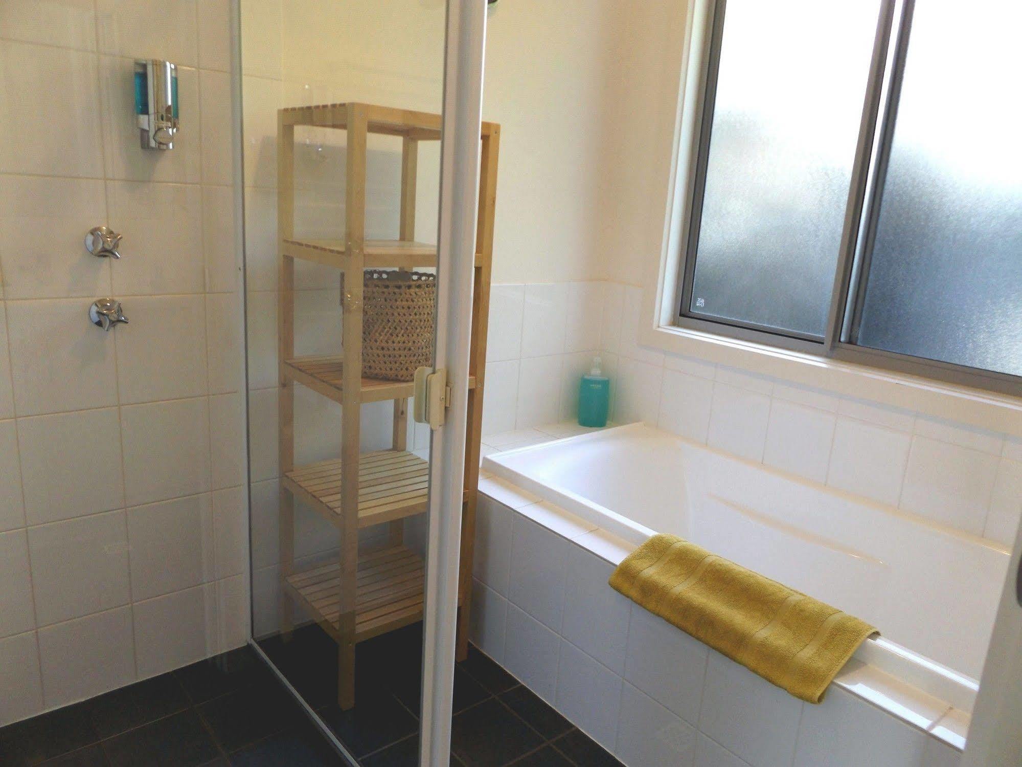 Coorong Waterfront Retreat Villa Meningie Bagian luar foto