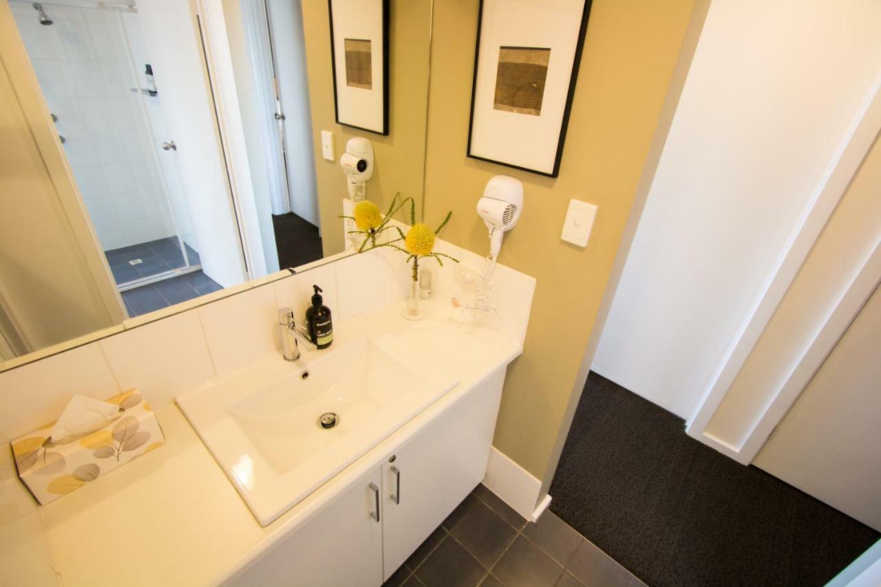 Coorong Waterfront Retreat Villa Meningie Bagian luar foto